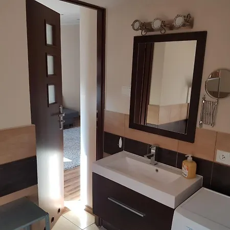 Apartment Centre *